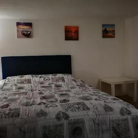 Via Nuoro بيت للعطل